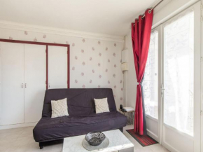 Joyful Holiday Home in Saint Jean de Monts with Balcony